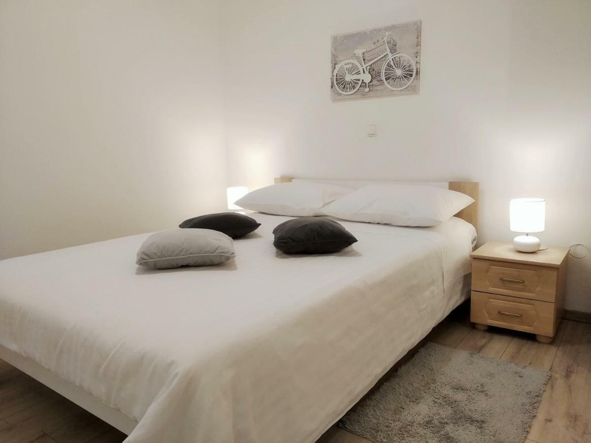 Apartments Agava Нин Экстерьер фото